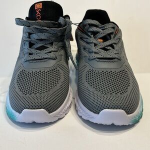 Skora Women's Oanglo Gray Running Sneakers